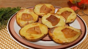 Картофель запеченный с салом