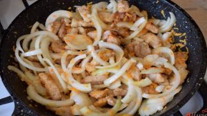 Свинина, тушеная с овощами