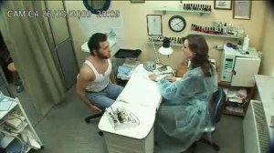 Прикол _ Русский рассамаха, на маникюре