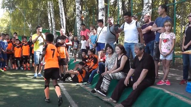 Парад награждение и закрытие турнира по футболу среди 2006г.р. 25.08.2018г. смотреть онлайн