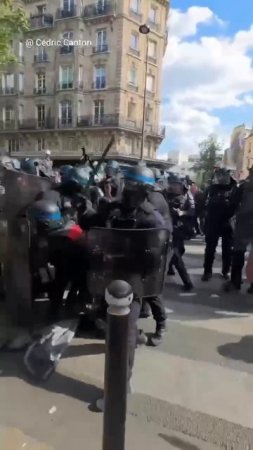 Центр Парижа, 1 мая 2025 года.