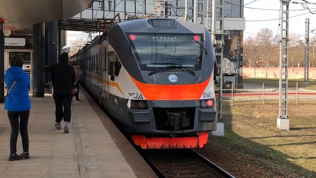 ЭП2Д-0160 ЦППК Перекраска Наше Подмосковье На станции Щукинская