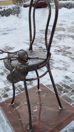 Памятник вязанию в Зеленогорске