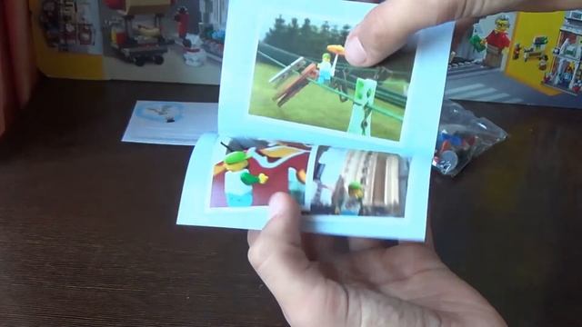 Лего 5004932 (Чемодан путешественника) смотреть онлайн