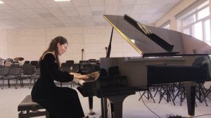 Чжан Юэ, КемГИК, г. Кемерово1.И.С. Бах. Прелюдия и фуга Fis, ХТК, I т.