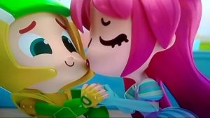 Флай и Принцесса Пинки такие милашки!!!😍💗☺️