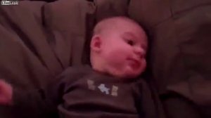 Детский прикол! Что за звуки- папа храпит