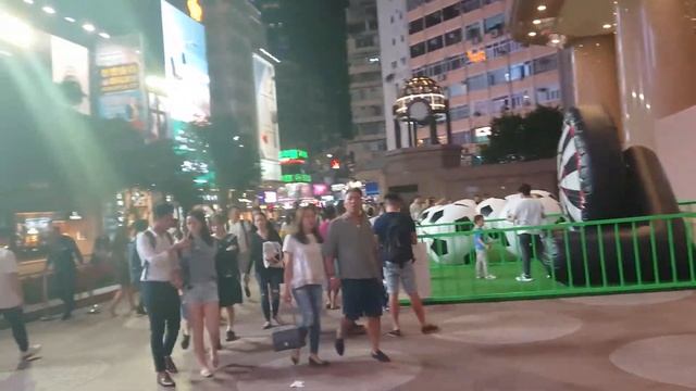 Ночные прогулки в Гонконге
