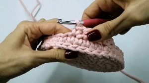 Пять узоров из трикотажной пряжи и шнура. Узор №4 "Волна"