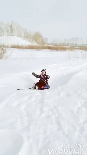 Катание на горке зимой смотреть онлайн