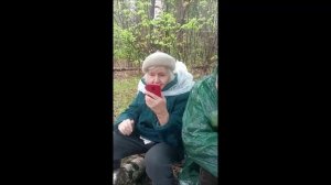 Лиля читает стих