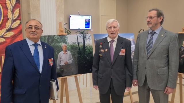 Поздравление ветеранов Великой Отечественной войны и их наследников с наступающим Днем Победы! смотреть онлайн