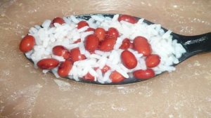 Суп томатный с рисом и фасолью