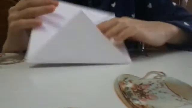 параход с двумя трубами из бумаги формата а4🚢