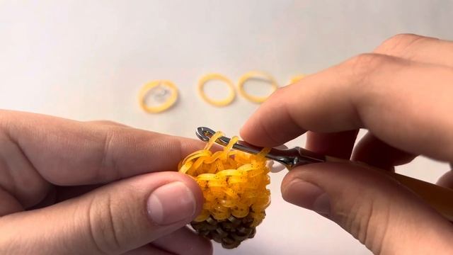 КАПИБАРА Лумигуруми из резиночек ЧАСТЬ 1 без станка На крючке❤️🔥🤎 Loomigurumi Capybara 🤎