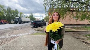 Едем в гости к родителям поздравлять бабушку. Как прошел праздник? Как начиналась жизнь в деревне?