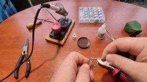 как сделать бабинодержатель для изготовления мушек и бородок .