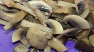 Салат из маринованных овощей с сосисками