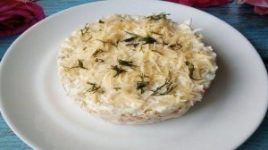 Салат с консервированным тунцом и рисом