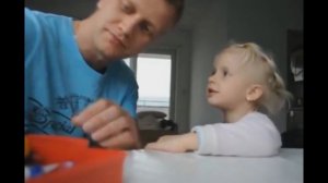 Когда папа остался ОДИН с ребенком дома  смешное видео #3