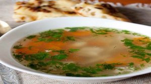 Легкий куриный суп с вермишелью