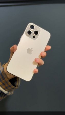 Когда попросил ИИ рассказать про iPhone 16 Pro Max в цвете Desert Titanium 😁