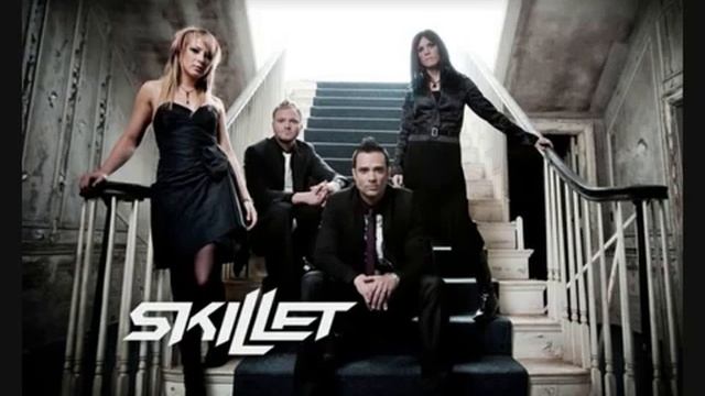 Skillet - Whispers In The Dark (па русском) смотреть онлайн
