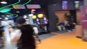 Fun City в Бишкек парке в Бишкеке в Кыргызстане, синематика