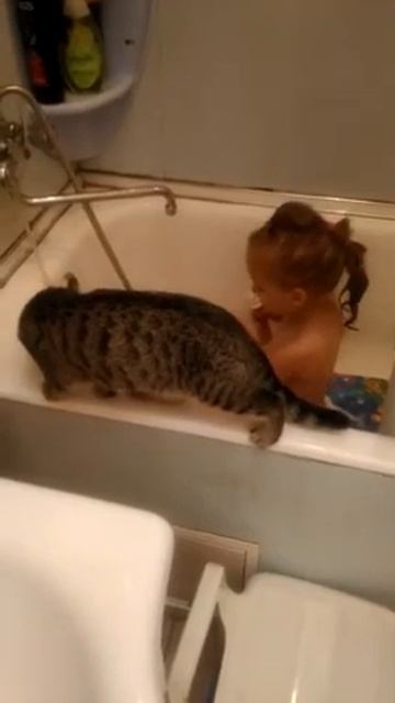 моемся смотреть онлайн