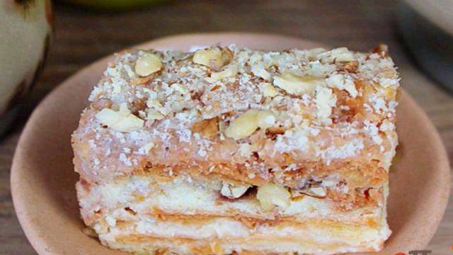 Торт с орехами и медом