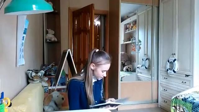 Нашла у себя на столе странную книгу. Игрушки ожили!!!