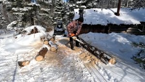 Еду с тайгу. Ремонт западной избы.