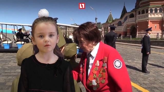 Гангало Александра, 5 лет. «Дедушкин портрет» В. Туров. Руководитель: Самохвалова Марина Николаевна