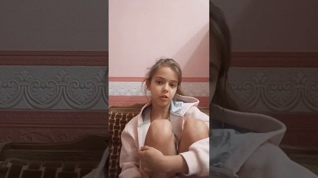«ВЕСЁЛЫЕ ИСТОРИИ» УЧИТЕЛЬ ПОРВАЛ РИСУНОК...