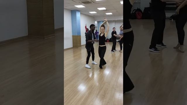 Messiah & Elvis Crespo - Salvaje - Junior Bachata Lesson 03.11.19 - Урок Джуниора