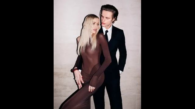 Елена Перминова показала видео с Тарасом Романовым из Мексики