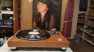 Приличный проигрыватель виниловых пластинок MICRO DD-7