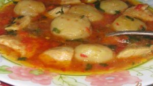 Курица в остром соусе с итальянскими клецками