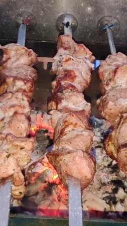 Майские праздники без шашлыков — это потерянное время.
