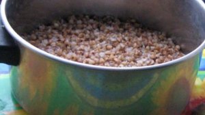 Постное блюдо  - гречка с грибами.