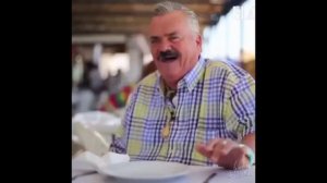 дед смеется