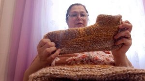 готовая работа связана уже. есть в наличии. тапочки, носки, следки.