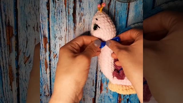 Делаем бантик из ленты смотреть онлайн