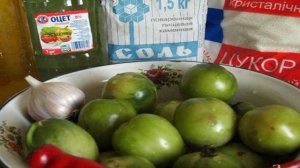 Острый салат-закуска  из зелёных помидоров