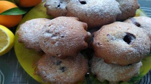 Кексы на кефире с вишней