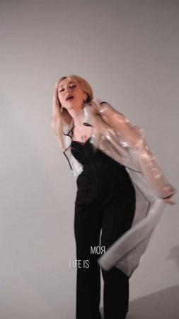 LIFE IS BEAUTIFUL. Растворись в новом треке! #ninafokina#music#life#beautiful#top#русскаямузыка#new