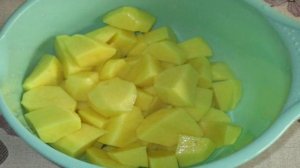 Утка запеченная в духовке, фаршированная грибами