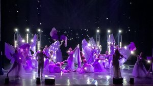 Танец СВЕТ с фонариками