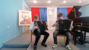 Дуэт баянистов: Карзанов Кирилл и Калинин Егор Б.Мокроусов "Песня защитников Москвы"