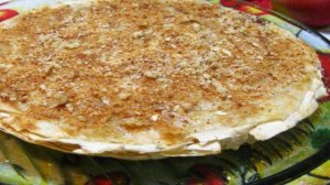 Орехово-яблочный слоеный торт из лаваша